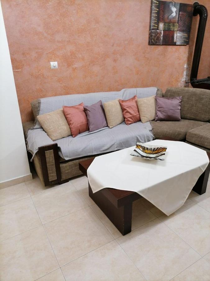Marialenas House *